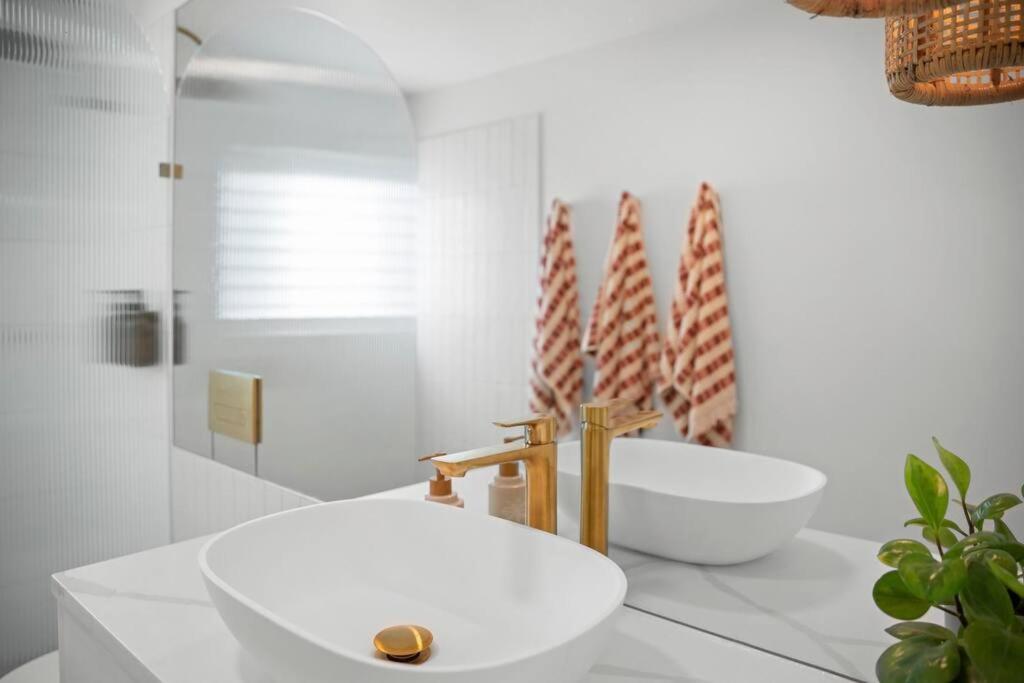 Vibes At Five Noosa Apartment Noosaville Ngoại thất bức ảnh